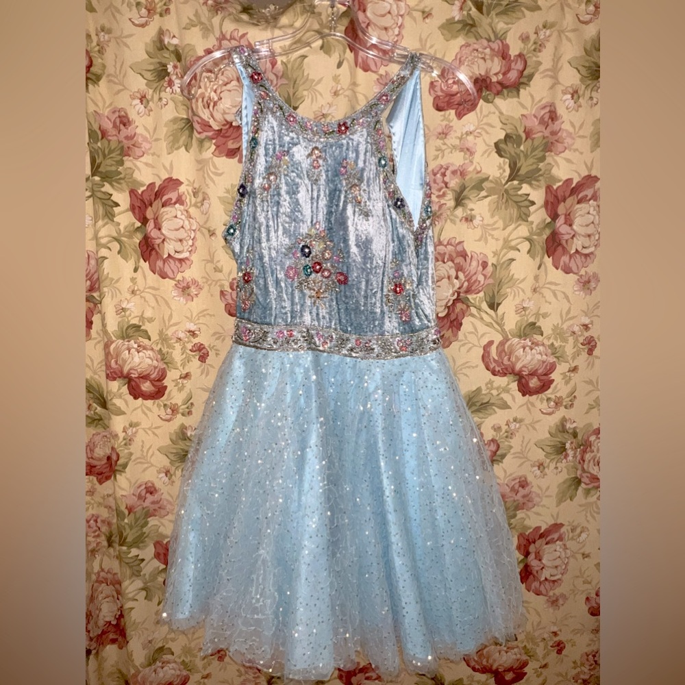 sherri hill blue with detailed sequin dress, never worn!!